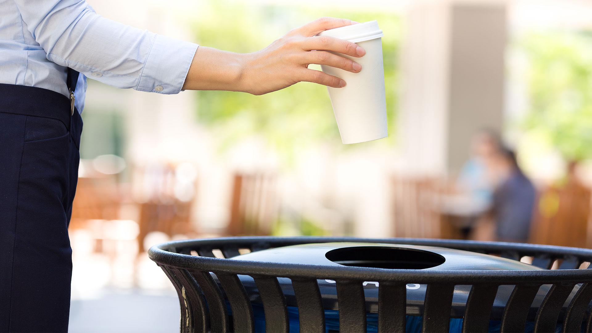 trash can cleaning tips